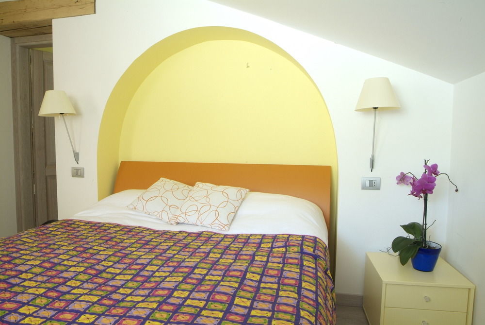 Chambres D'Hotes Nuits De Reve Roisan Екстер'єр фото